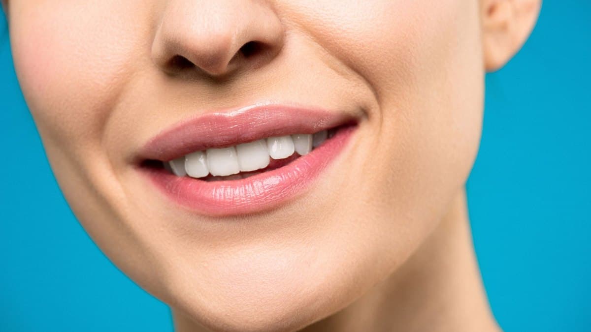 Do Oral Probiotics Work for Gum Health and Bad Breath?